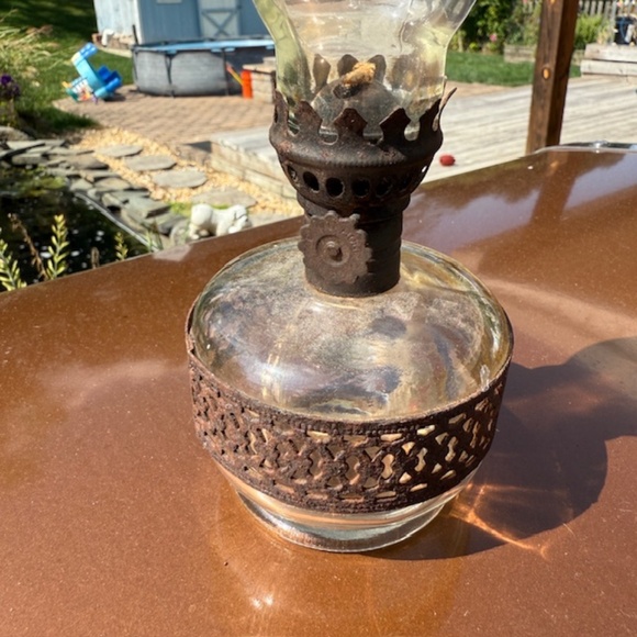 Vintage Miniature oil lamp - Picture 2 of 3